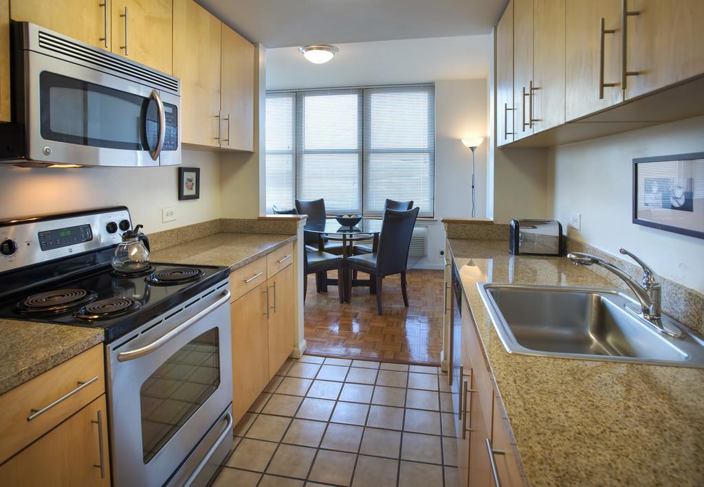 Grove Pointe - A Premier Furnished Apartment Джерсі-Сіті Номер фото